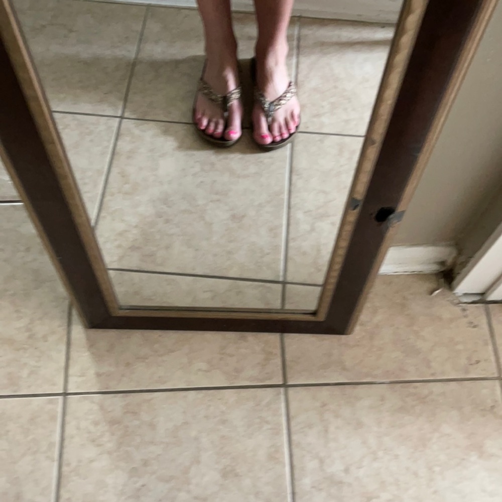 Flip flops